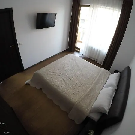 Summerland Beach Apt. * Mamaia